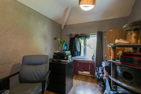 3 bedroom semi-detached house to rent, Kingsway, Bollington SK10