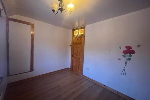 3 bedroom terraced house to rent, Fenshawe Road, Birmingham