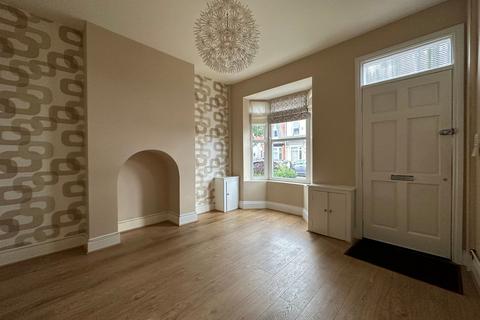 2 bedroom terraced house to rent, Warren Road, Birmingham B30