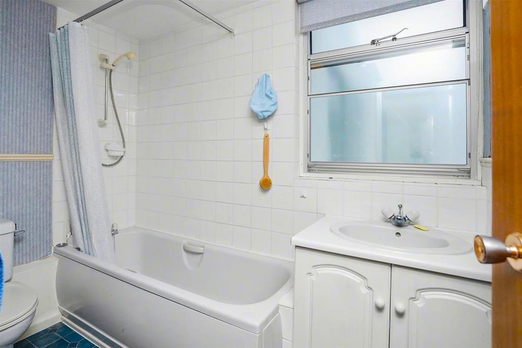 44 Regency House-4 (1).jpeg