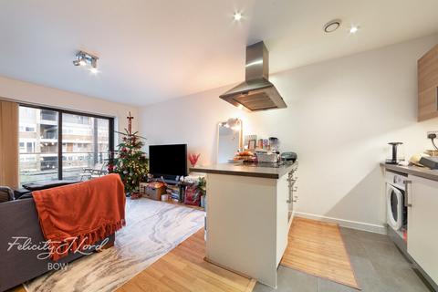 Rushton Walk, LONDON