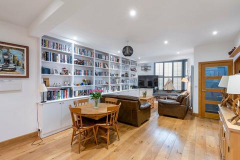 3 bedroom terraced house for sale, Wendell Mews, Shepherd's Bush W12