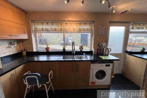 undefined, Cross Row, Tonypandy, Rhondda Cynon Taff, CF40