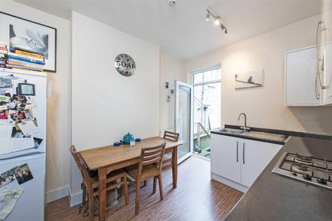 1 bedroom flat to rent, Bendemeer Road, Putney
