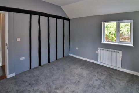 2 bedroom property to rent, Rockalls Road, Polstead, CO6