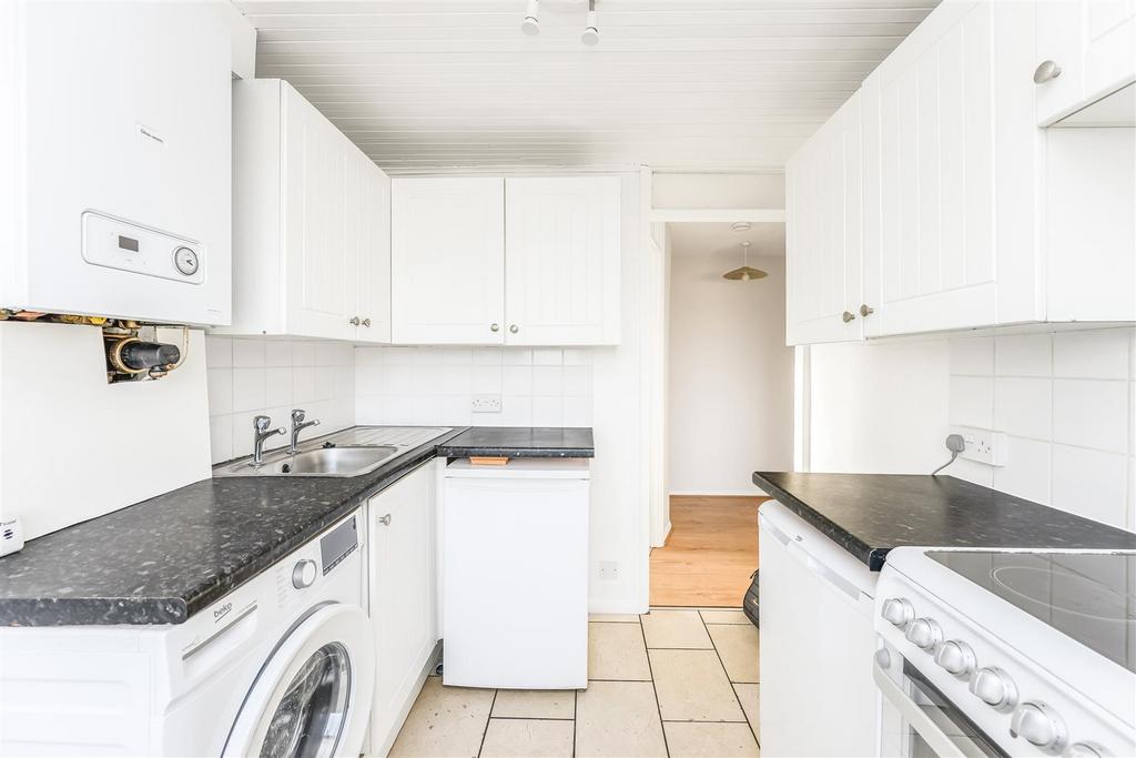 16d fitzlillian avenue-9.jpg