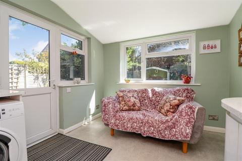 4 bedroom detached house for sale, Speedwell Way, Horsham