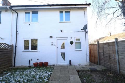 2 bedroom end of terrace house to rent, Bennetts End Close, Hemel Hempstead, HP3