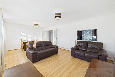 undefined, Furnace Parade, Crawley RH10