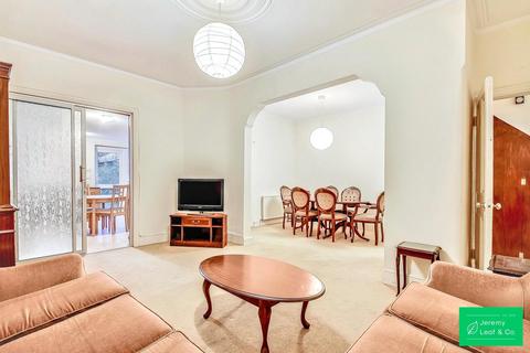 1 bedroom flat for sale, Springcroft Avenue, Hornsey, London