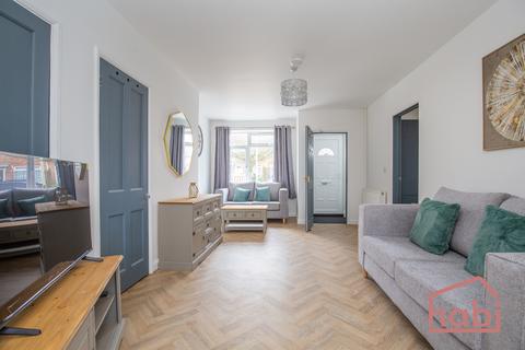1 bedroom semi-detached house to rent, Norwich NR5