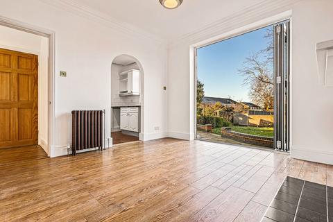 3 bedroom semi-detached house for sale, Westdown Drive, Leicester LE4