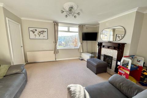 3 bedroom end of terrace house for sale, The Grove, Cross Flatts, Bingley, BD16