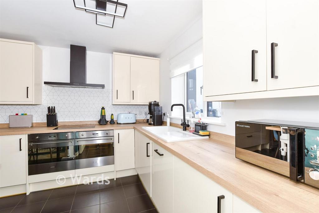 Kitchen/ Breakfast Room
