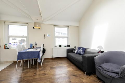 1 bedroom flat to rent, 38 Camden High Street, London NW1