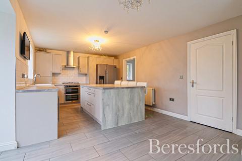 4 bedroom detached house for sale, Teal Avenue, Mayland, CM3