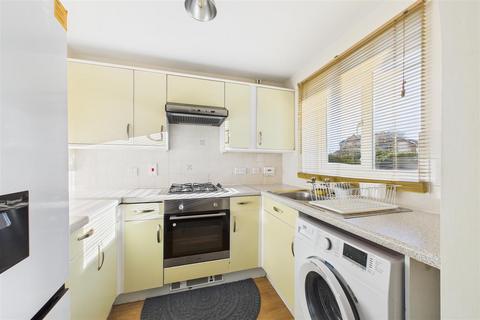 undefined, Cludd Avenue, Newark