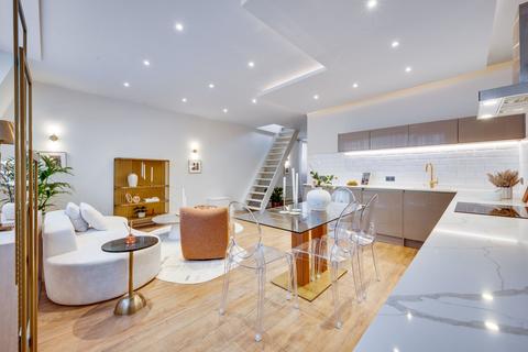3 bedroom apartment for sale, Eardley Crescent, SW5
