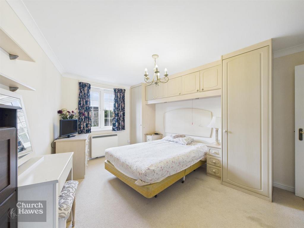 CAM04964 G0-PR0252-STILL002.jpg