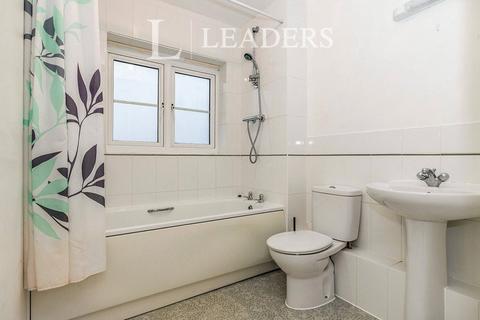 undefined, The Fairways, Portsmouth, Hampshire