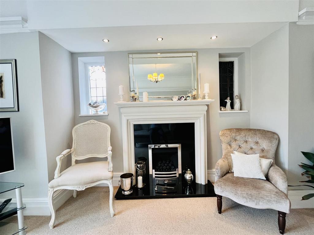 Fireplace Feature