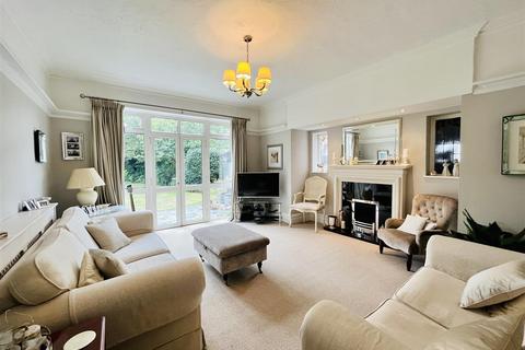 5 bedroom detached house for sale, Park Road, Timperley, Altrincham