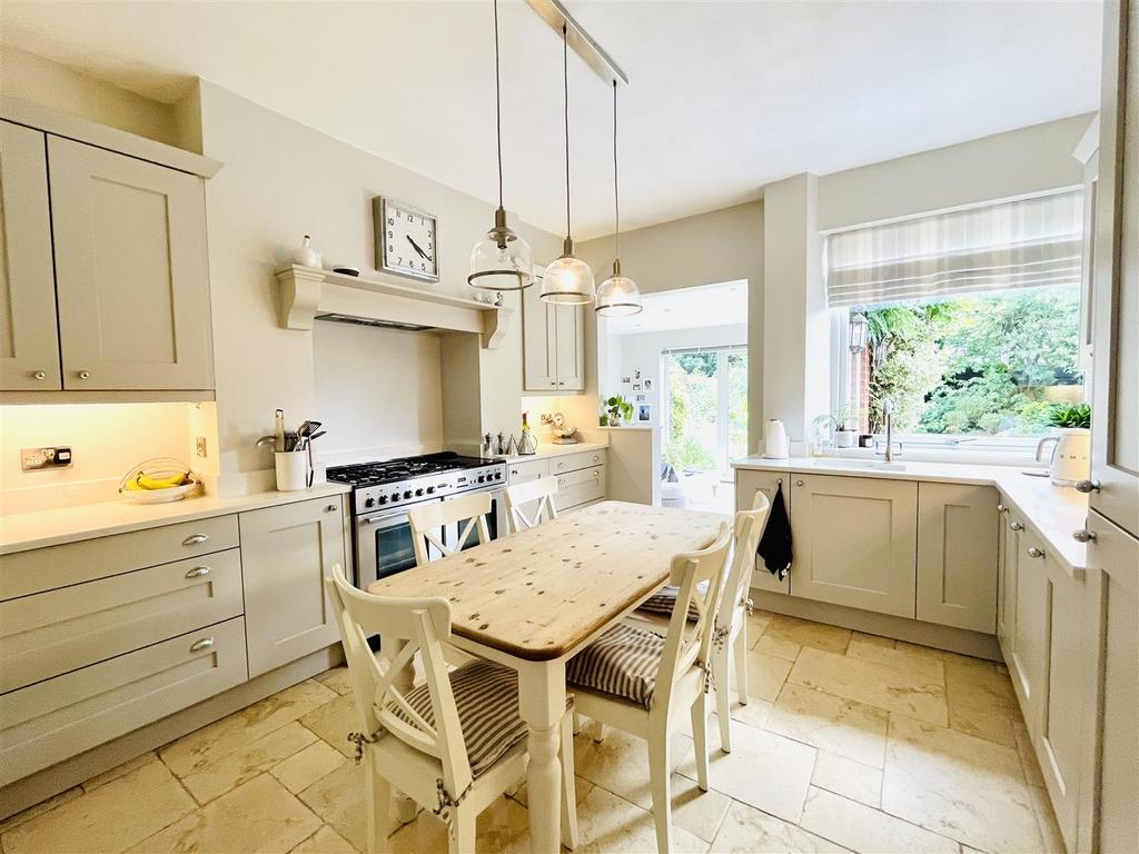 Breakfast Kitchen