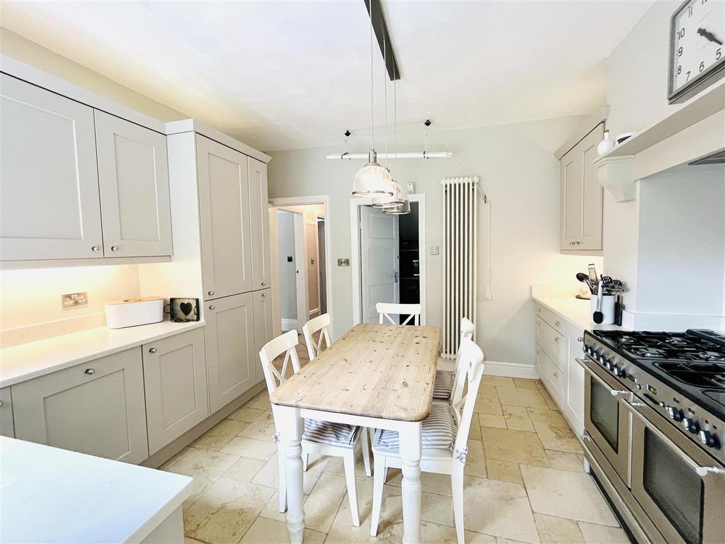 Breakfast Kitchen 3