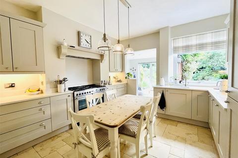 5 bedroom detached house for sale, Park Road, Timperley, Altrincham