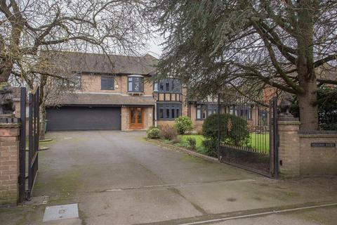 4 bedroom detached house for sale, Broadway, Yaxley, Peterborough