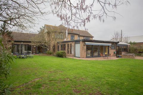 4 bedroom detached house for sale, Broadway, Yaxley, Peterborough