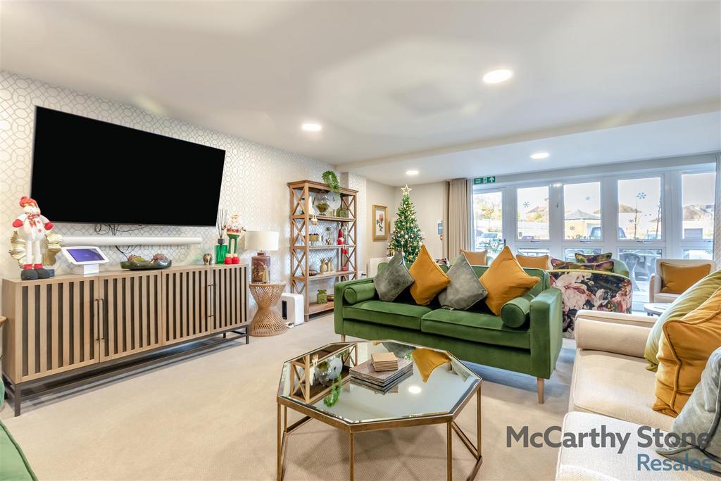 8672897-interior19.jpg