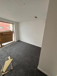 2 bedroom flat to rent, Clive Street, Bolton BL1