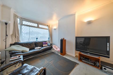 4 bedroom end of terrace house for sale, Bradenham Avenue, Welling