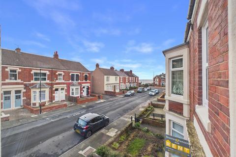 2 bedroom apartment to rent, Naters Street, Whitley Bay