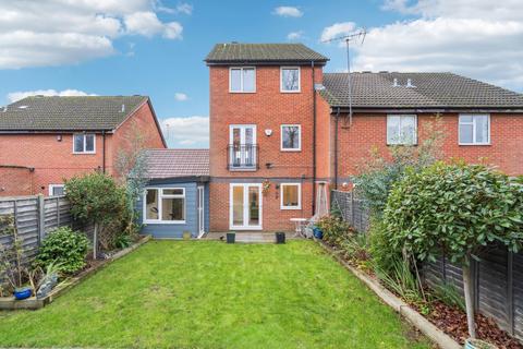 4 bedroom townhouse for sale, Lindsey Road, Denham, UB9