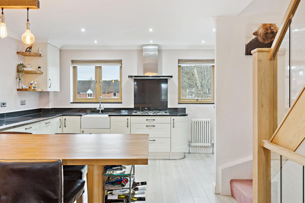 Lounge/Kitchen
