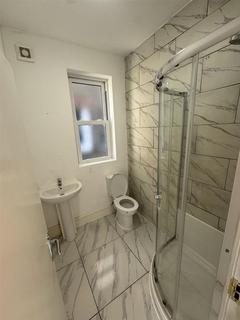 1 bedroom flat to rent, Valley Road Bromley, BR2