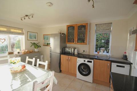 undefined, Kings Hill, Kedington CB9