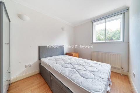 2 bedroom flat to rent, Onega Gate, Surrey Quays, London, SE16