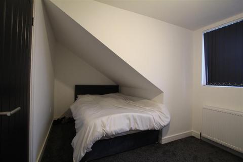 undefined, West Road, Newcastle Upon Tyne NE4