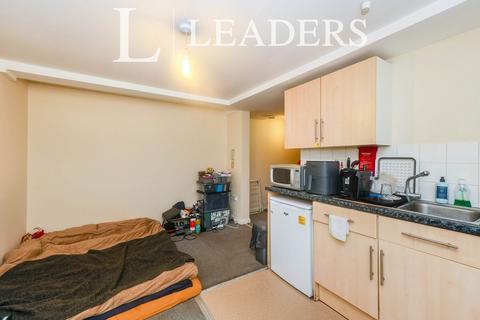 undefined, London Road, Portsmouth, PO2