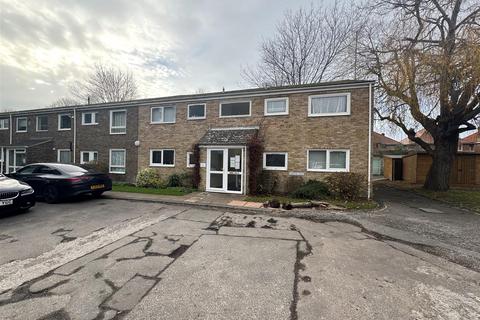 1 bedroom flat to rent, Pevensey Garden, Marine, Worthing
