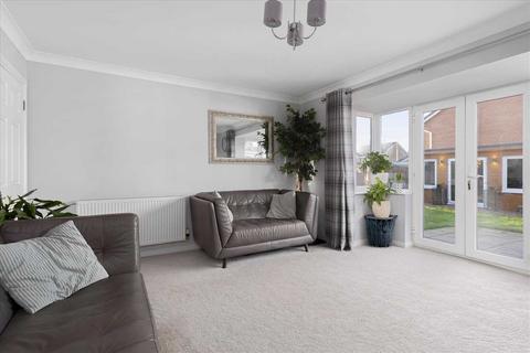 4 bedroom detached villa for sale, Dunfermline KY11