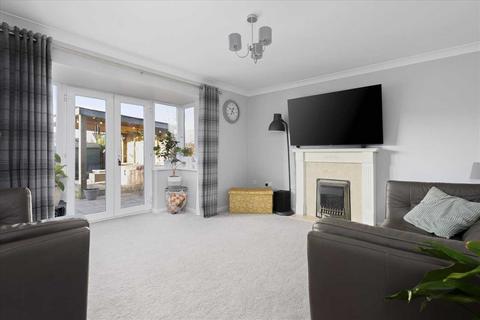 4 bedroom detached villa for sale, Dunfermline KY11