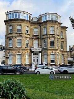 1 bedroom flat to rent, Grand Avenue, Hove, BN3