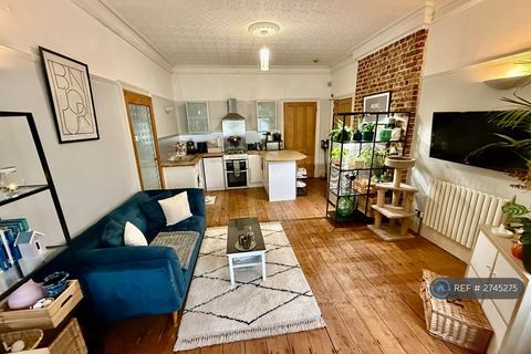 1 bedroom flat to rent, Grand Avenue, Hove, BN3