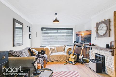3 bedroom end of terrace house for sale, Oakes Road, Bury St Edmunds