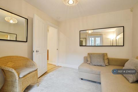 1 bedroom flat to rent, Brackenbury Road, London, W6