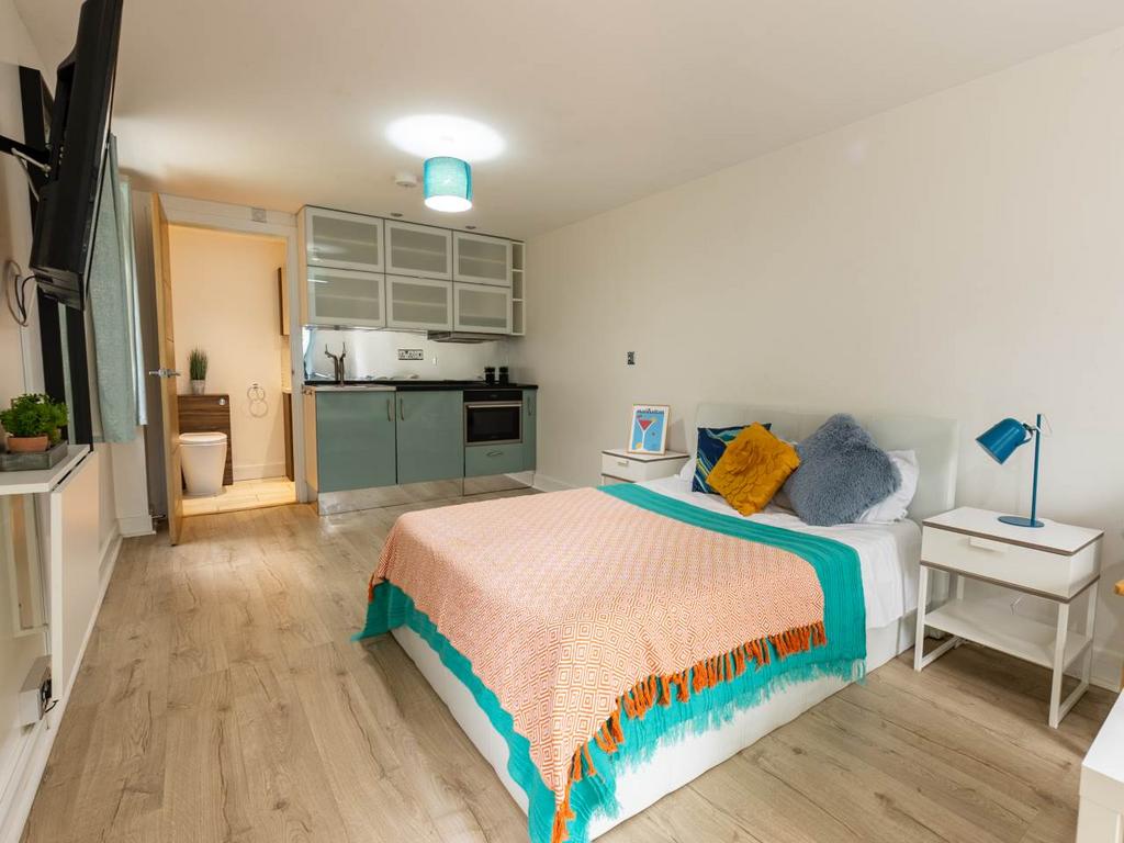 1 GL-Student-Accommod